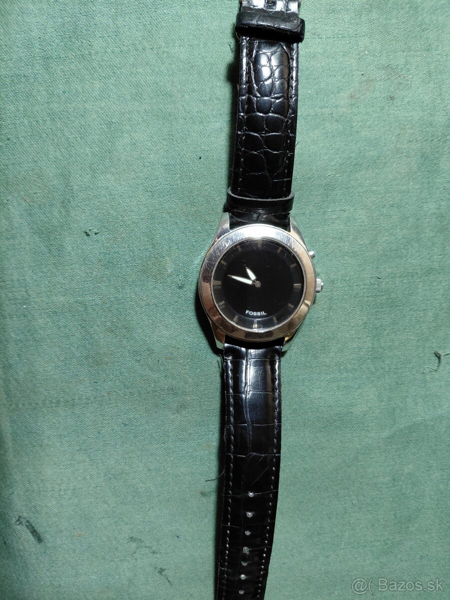 HODINKY. FOSSIL - 7