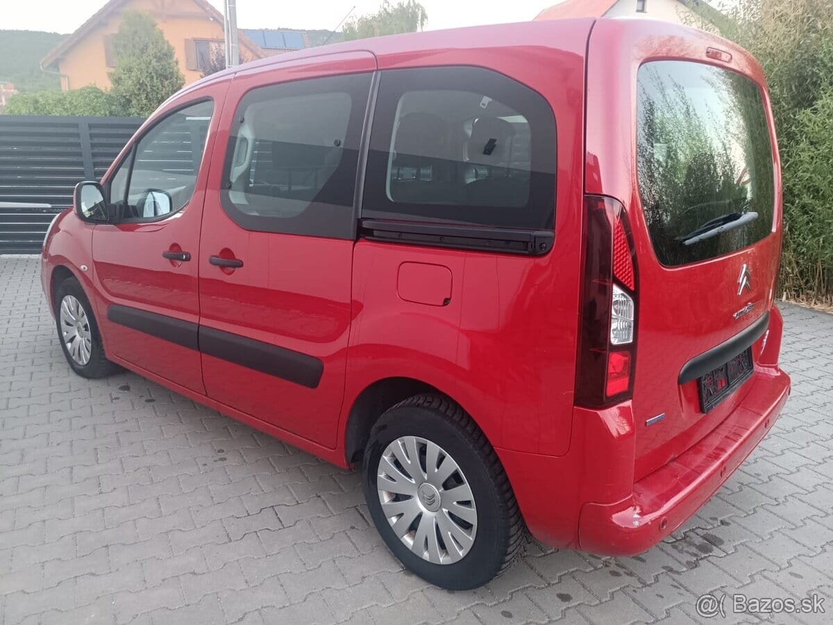 CITROEN BERLINGO 7 MIESTNE - 7