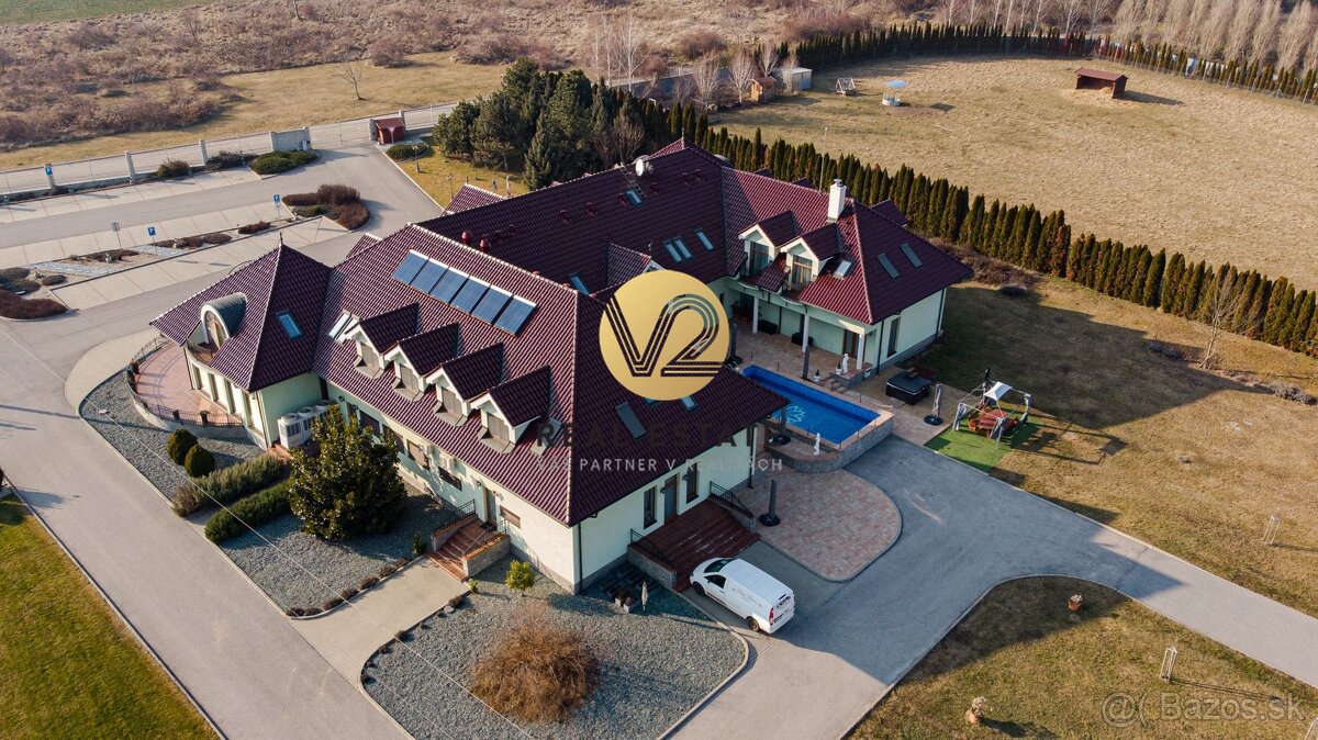 Na PREDAJ novostavba Hotel s reštauráciou a priestranným par - 7