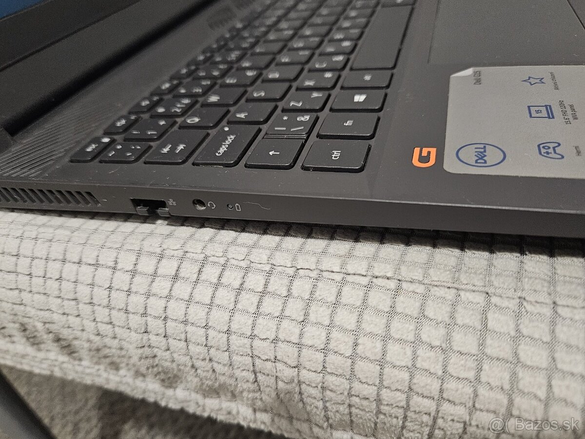 Predám herný notebook DELL G15 - 7