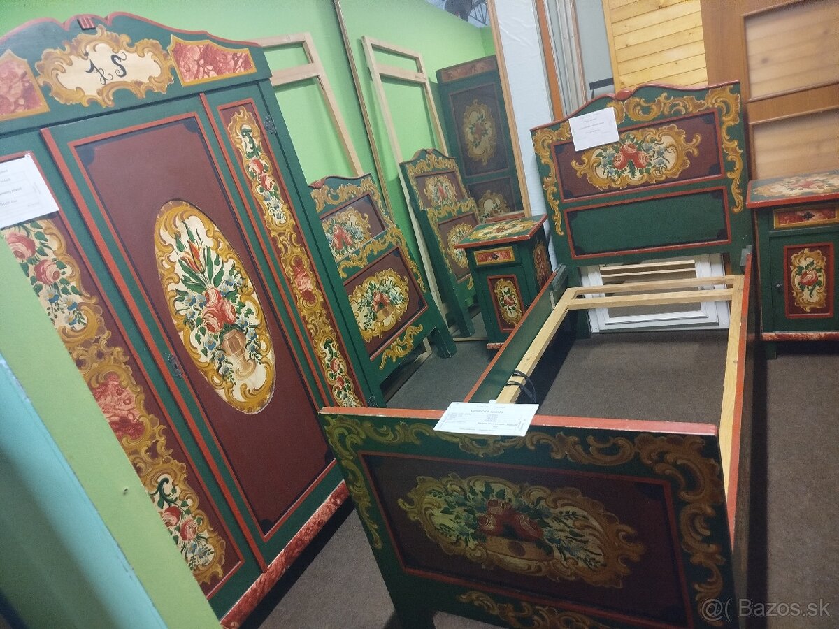 Starožitný maľovaný nábytok - 7