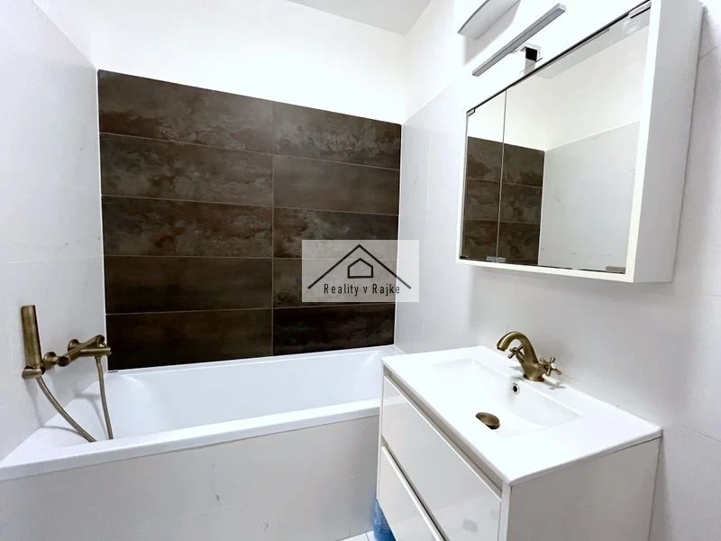 Priesranný 2 izbový byt v Rajke - 7