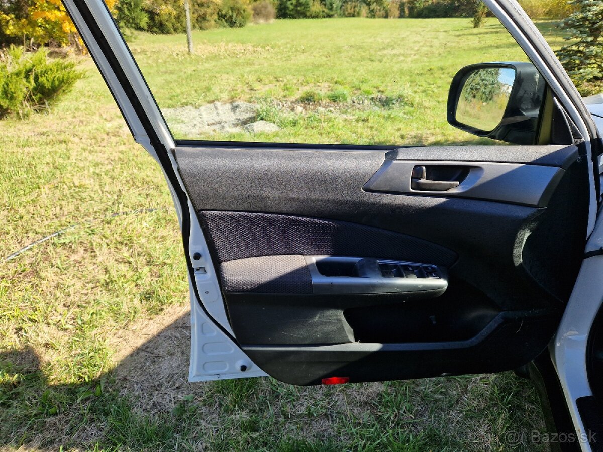 Rozpredam subaru forester 2.0D rv.2011 - 7