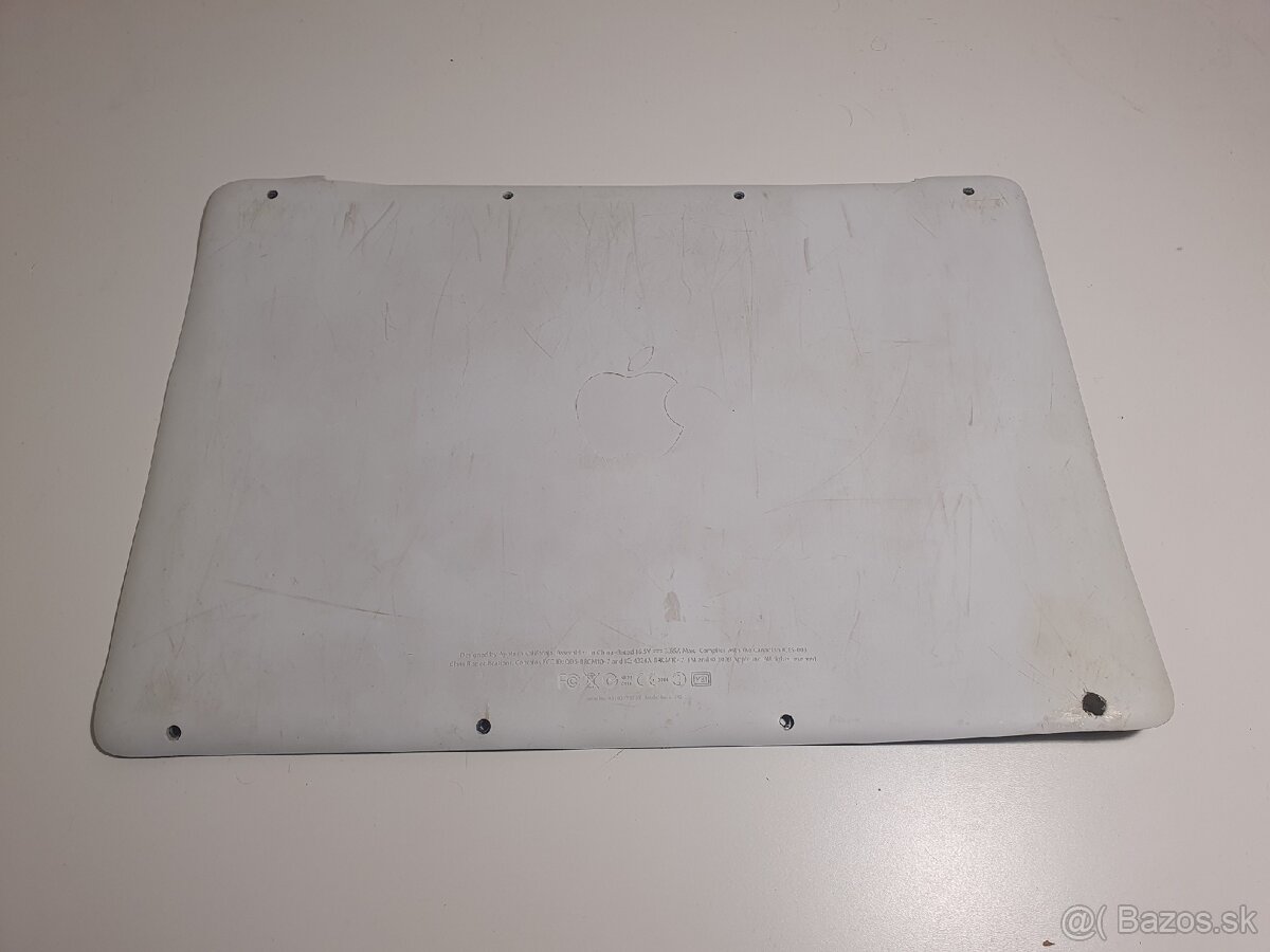 Macbook white polycarbonate plastic unibody 2009 - 7
