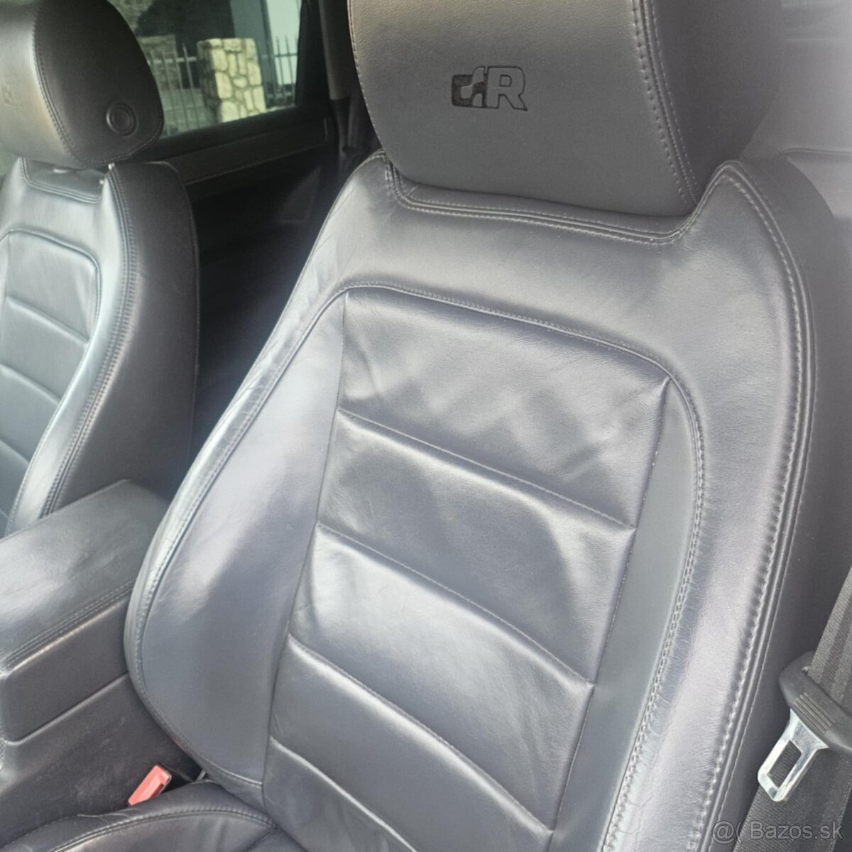 Predám vw touareg 3.0tdi 176kw - 7