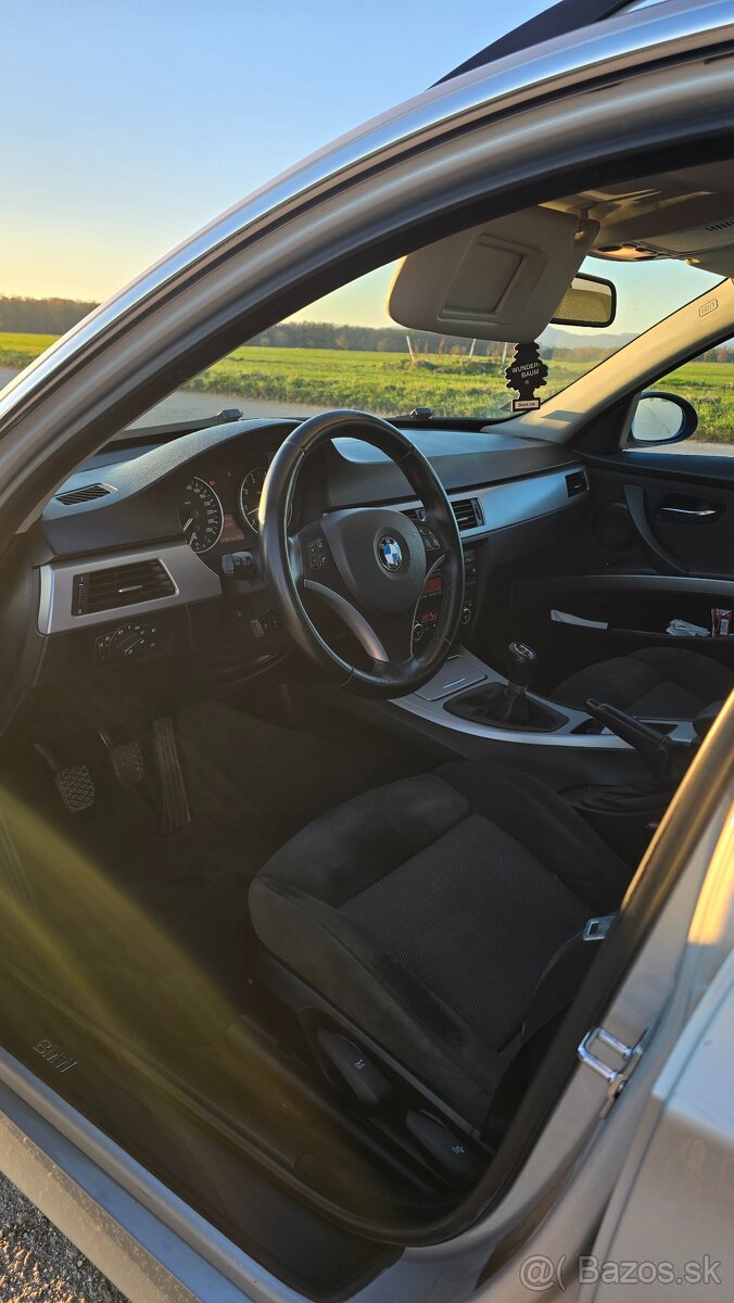 TOP STAV BMW Rad 3 touring (E91) 320i 110kw - 7
