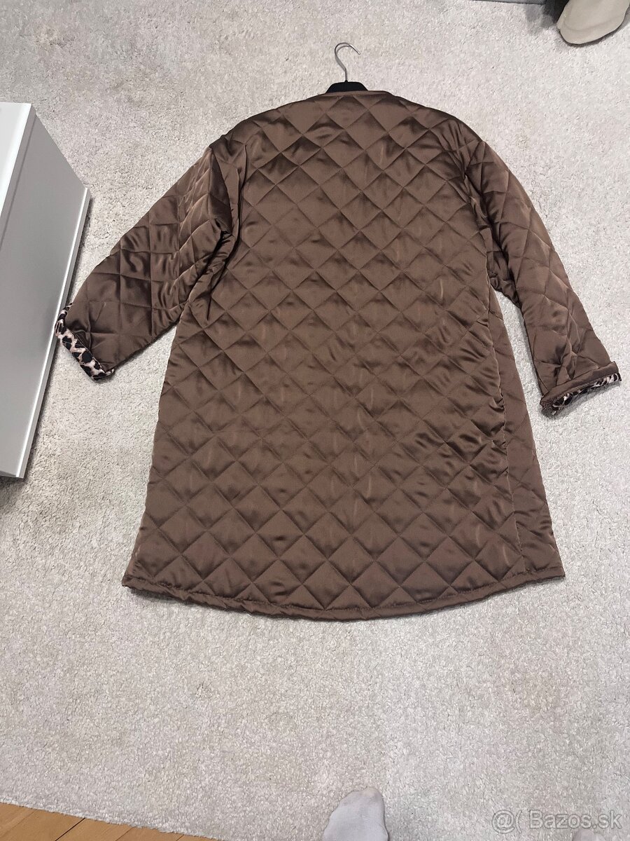 Dlhý prešívaný kabát - 7