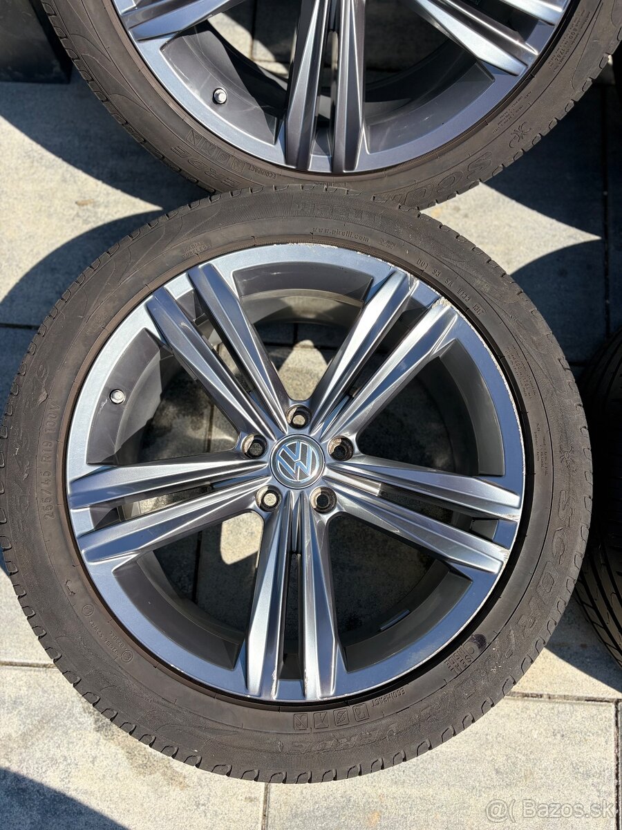 5x112 r19 Sebring Tiguan Rline - 7
