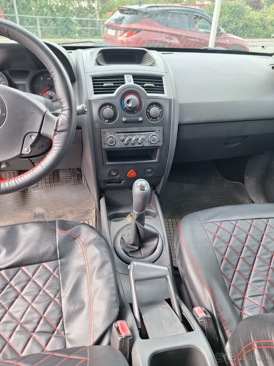RENAULT MEGANE 1.5 dCi KOMBI - 7