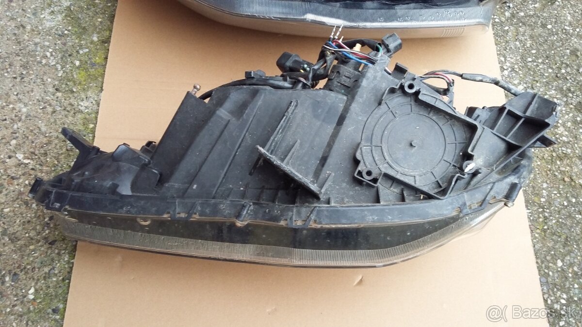 Predne svetla Lancer - 7