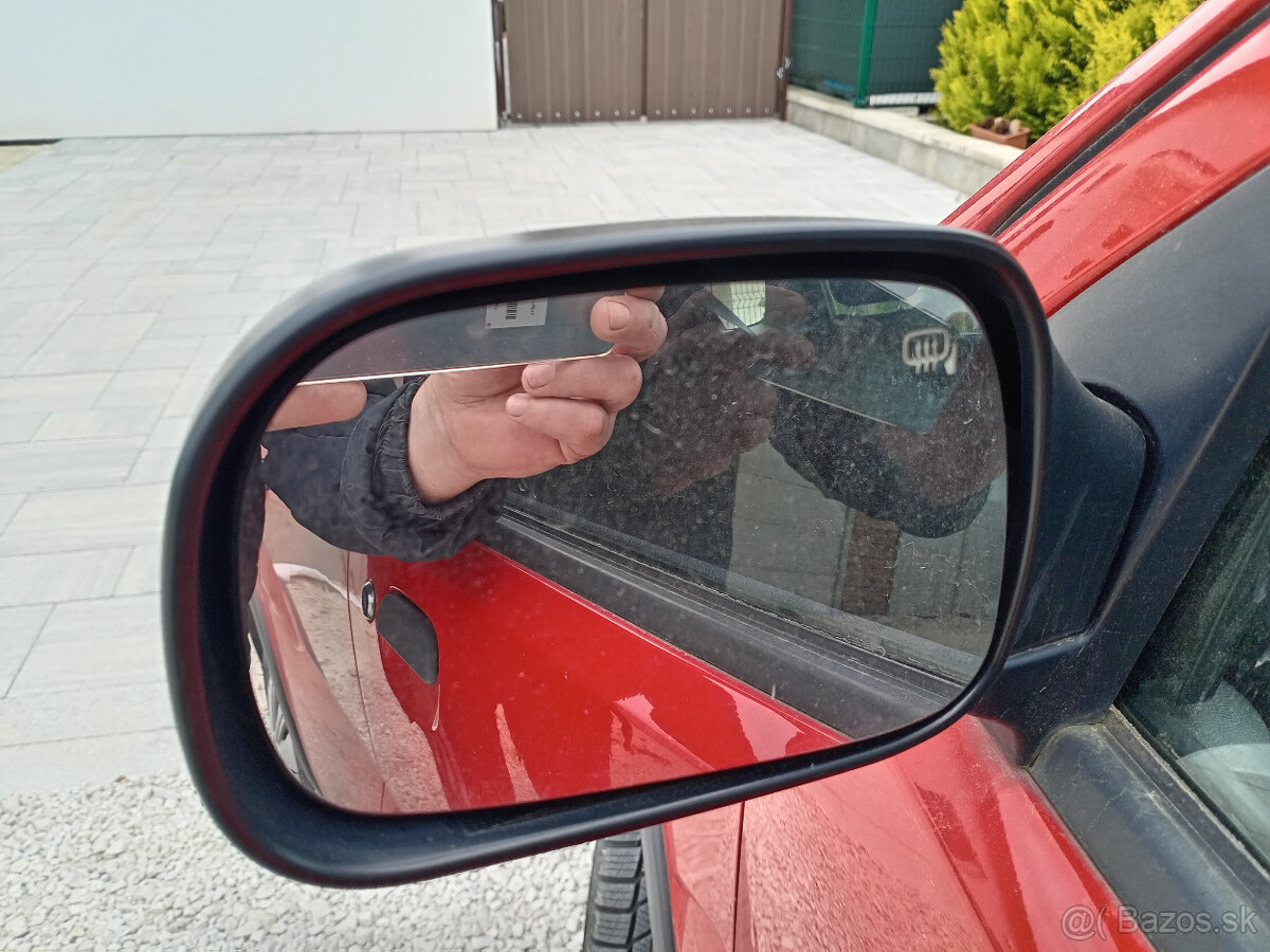 suzuki ignis 1,3 benzín - 7