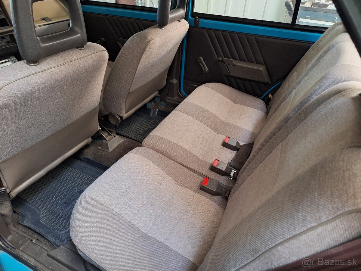 Škoda Favorit 135 LUX - 7