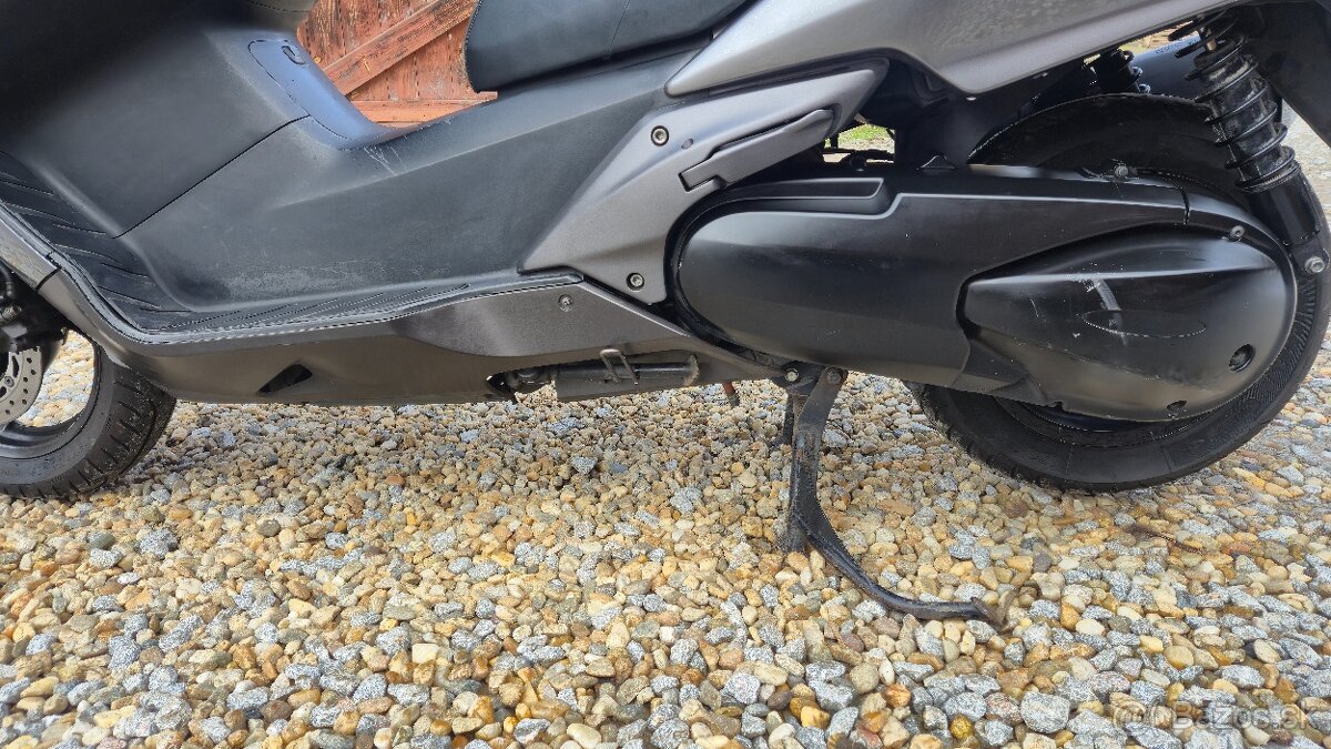 Honda Silver Wing FJS400 - 7