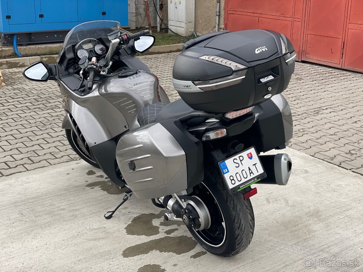 Kawasaki Gtr 1400 - 7