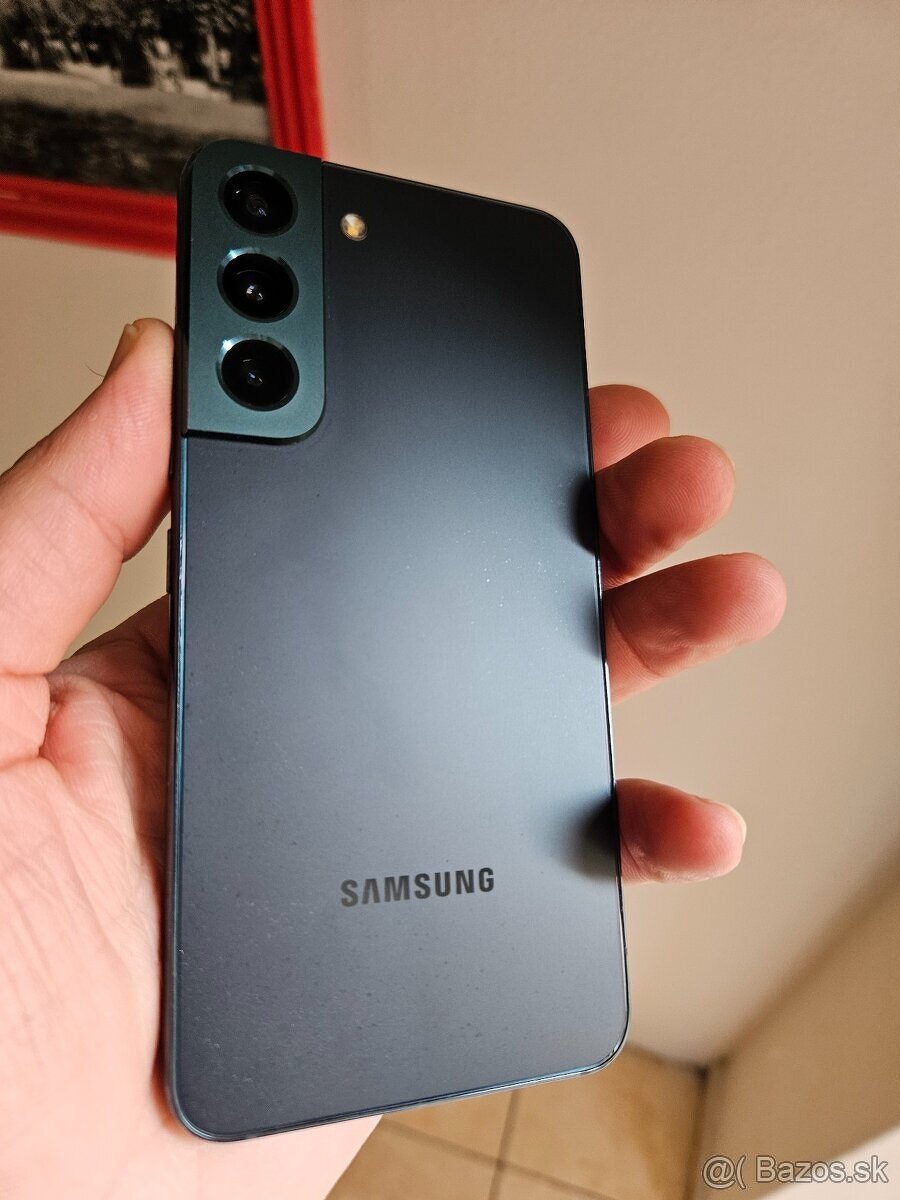 Samsung Galaxy S22 128GB - 7