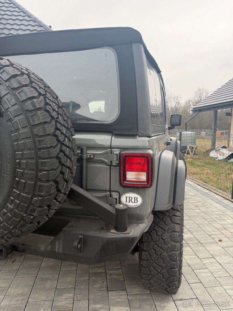 Jeep Wrangler - 7