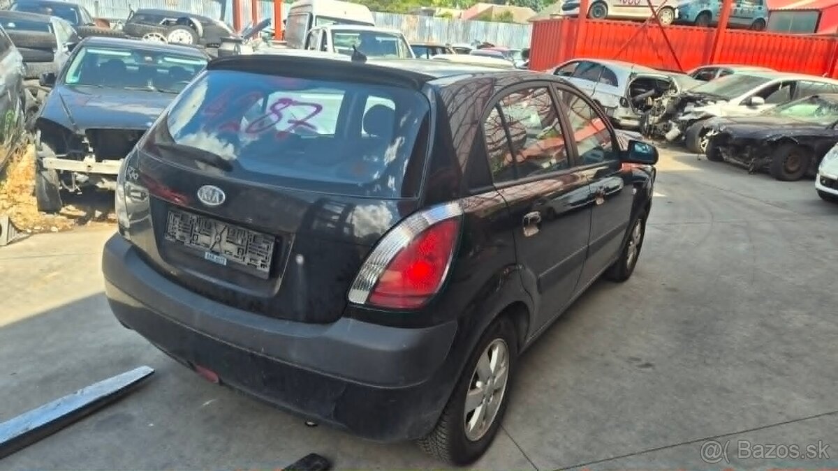 Kia Rio 1,4i 71,3kw kód: G4EE - 7