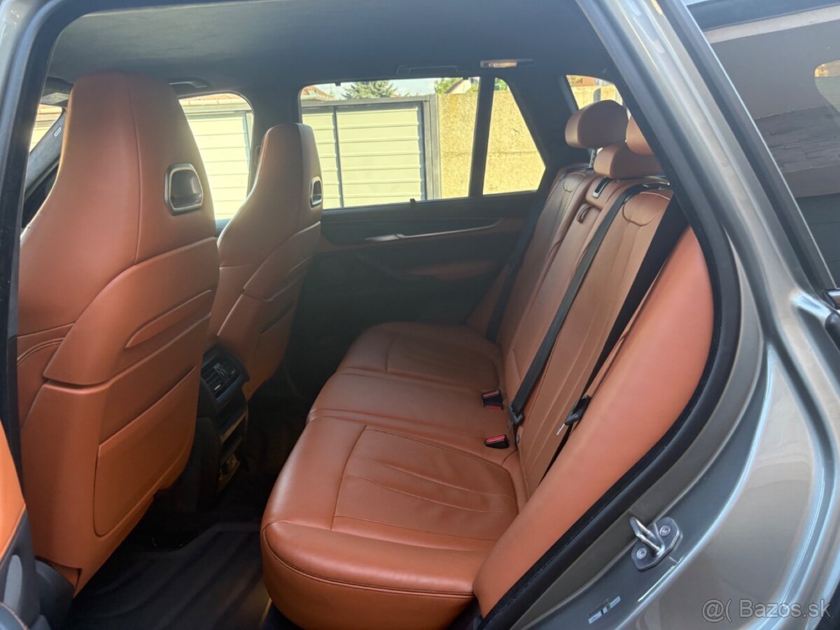 BMW X5 M A/T - 7