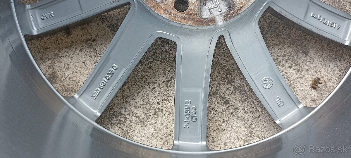 letna sada vw monterey r18 ,235/45r18 - 7