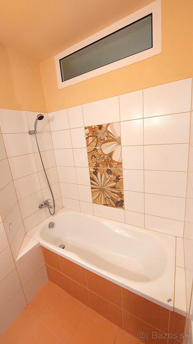 Poprad - Allendeho, 4 izb. byt, s výhľadom na Tatry, 104 m2 - 7