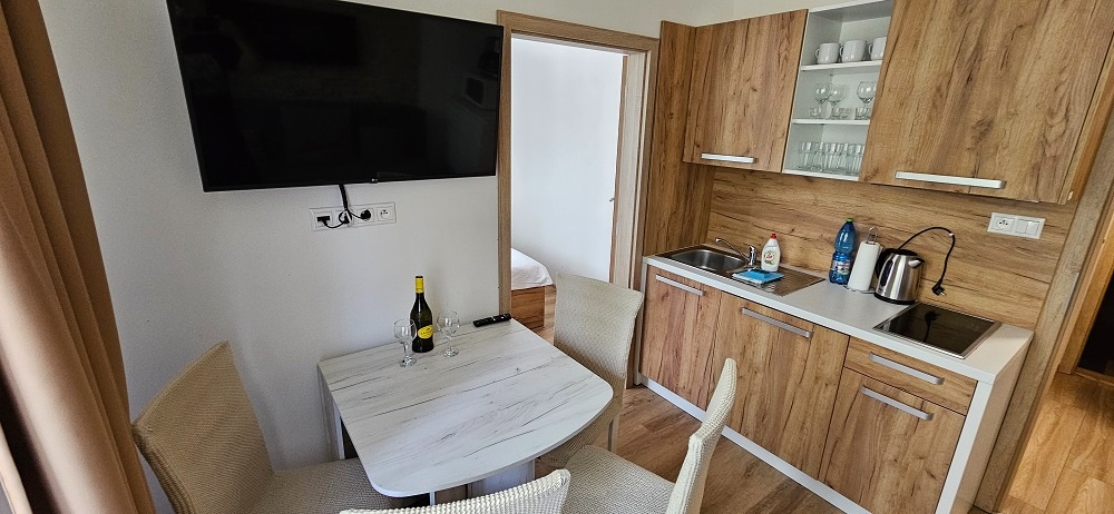 Apartmán aj s podielom na Wellnesse, Liptovský. Ján - 7