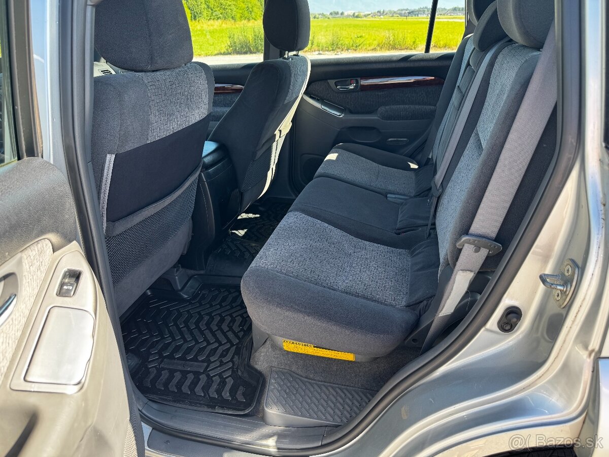 Toyota Land cruiser 120 3,0 D-4D 122KW pôvodný lak,dovoz IT - 7