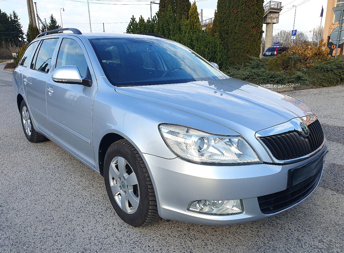 Škoda Octavia Combi 1.6 TDI CR DPF Ambiente - 7