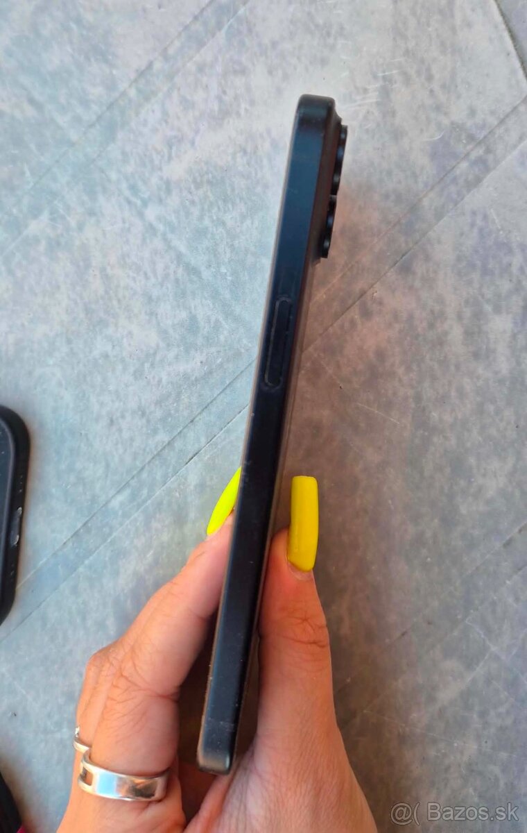 iPhone 15 - 7