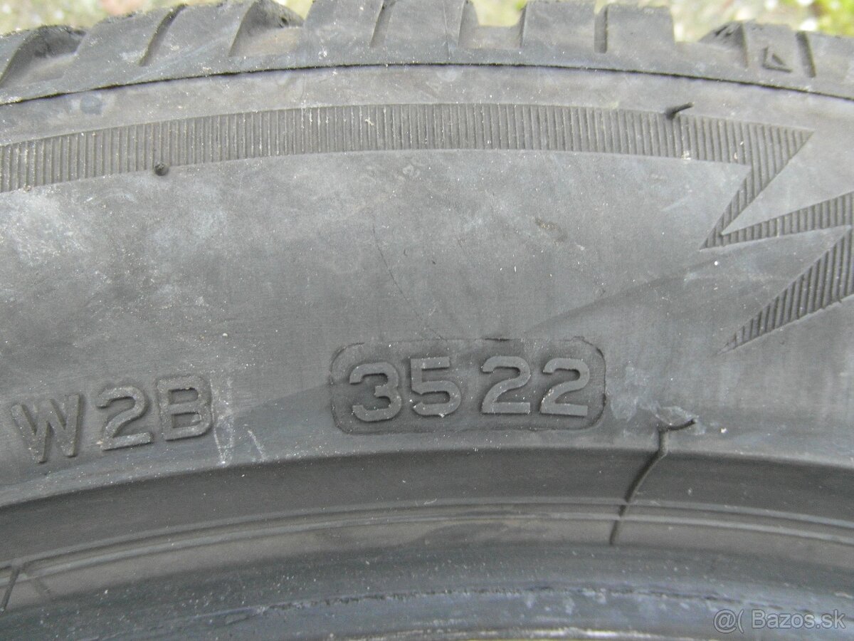 235/45 R18 - 7