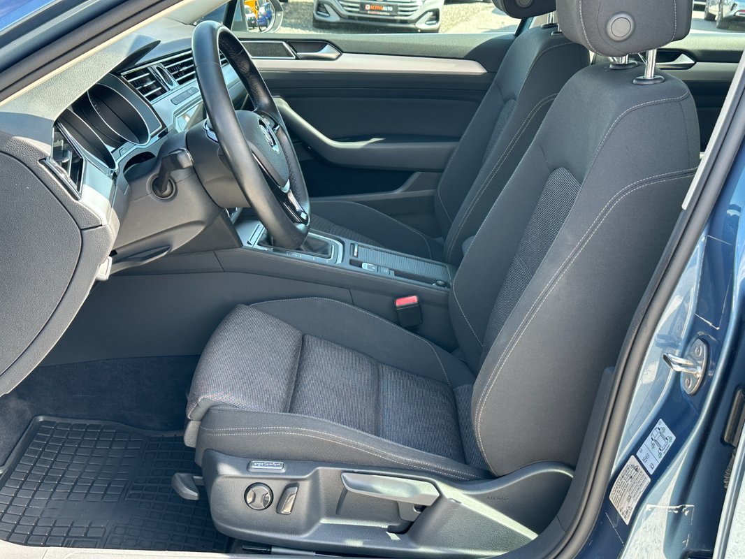 Volkswagen Passat 2.0 TDi - 7