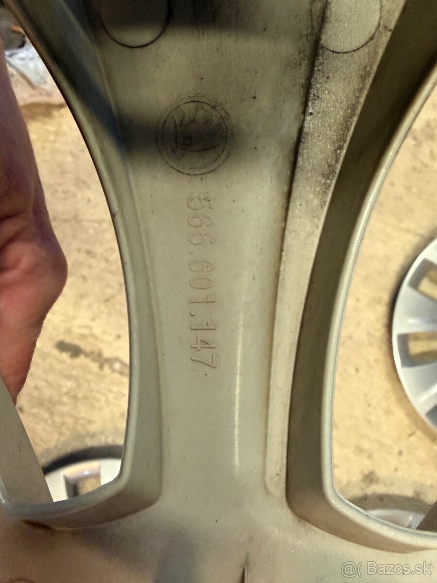 Puklice Kodiaq 17” - 7