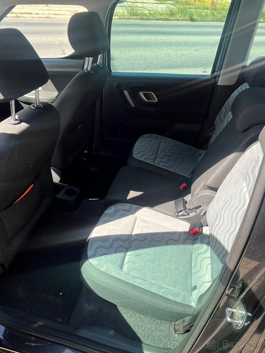 Škoda Roomster 1,4 - 7