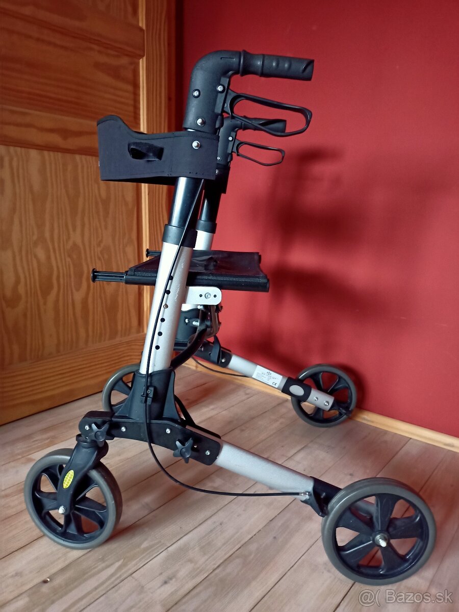 Chodítko pre seniorov-alu - 7