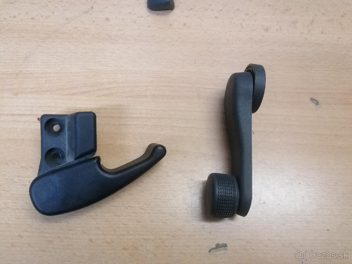 Kľučky, Páčky odistovania Kapoty Octavia1, Fabia1 - 7