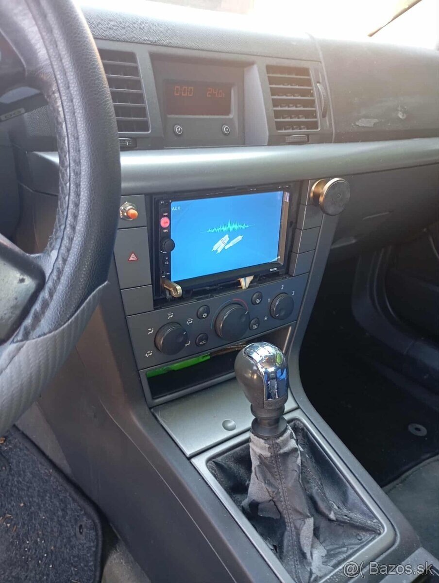 Predám Opel Vectra 1?9 nafta - 7