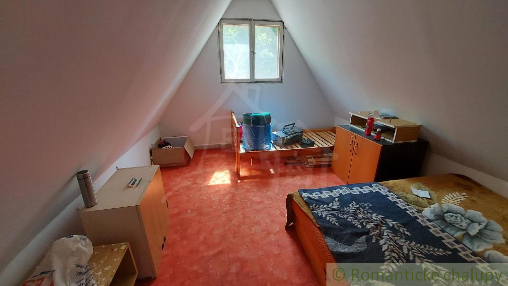 Chata na vlastnom pozemku obklopená lesmi Myjavské kopanic - 7