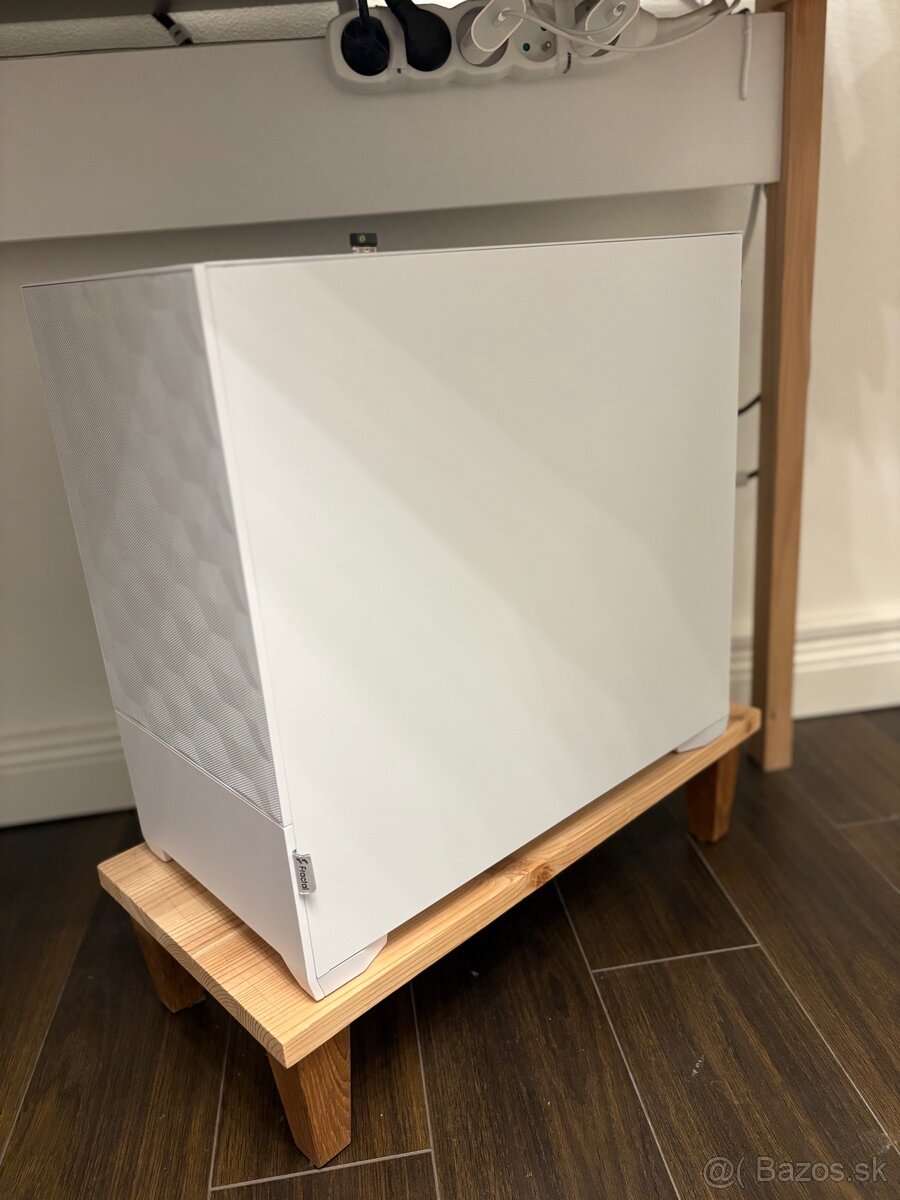 Predam PC zostavu AMD ryzen 5 7600x, ssd 500gb - 7