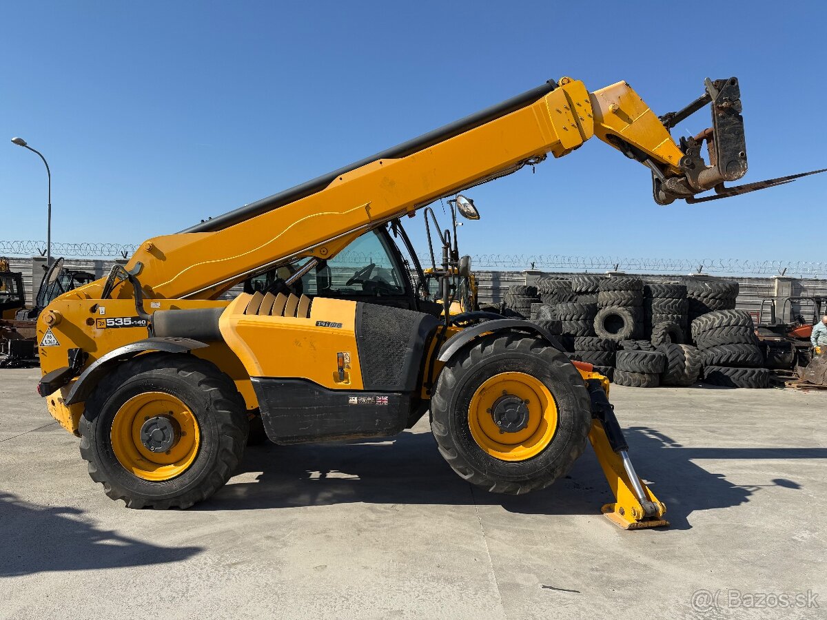 Jcbb 535-140 / 2014 , 3800 hodin - 7