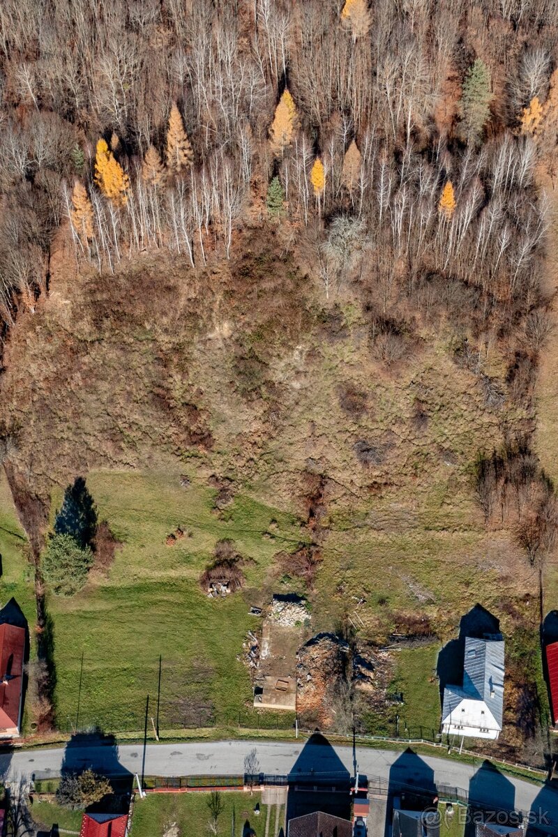 Nádherný-obrovský pozemok POD LESOM v intraviláne/od 7,50m2 - 7