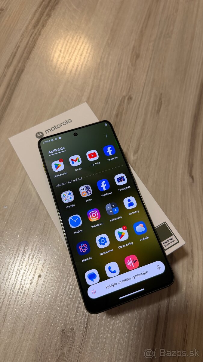 Novinka Motorola Edge 70 zelenej farby + sluchadla + hodinky - 7