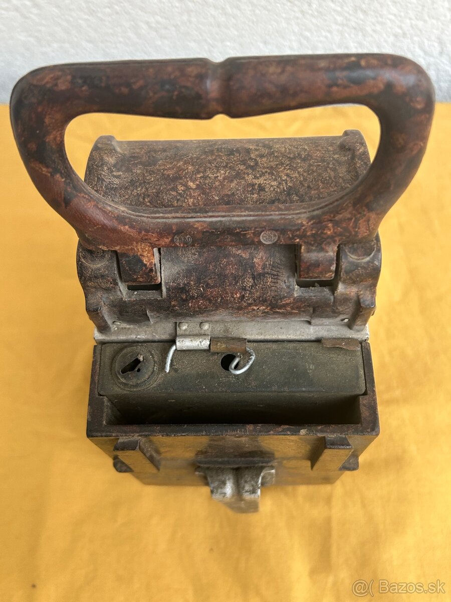 Nemecká bakelitova karbidova lampa - nekompletná - 7