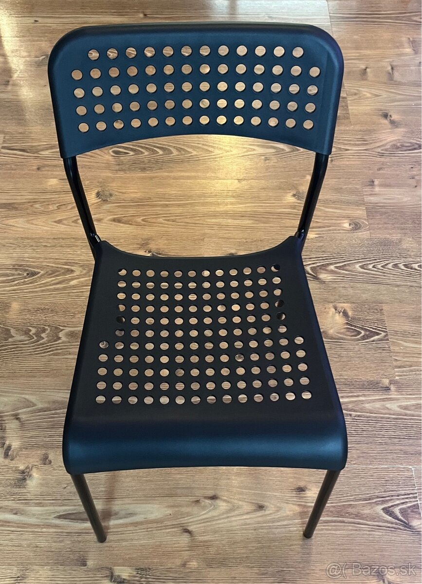 Jedálenský stôl so 4 stoličkami - 7