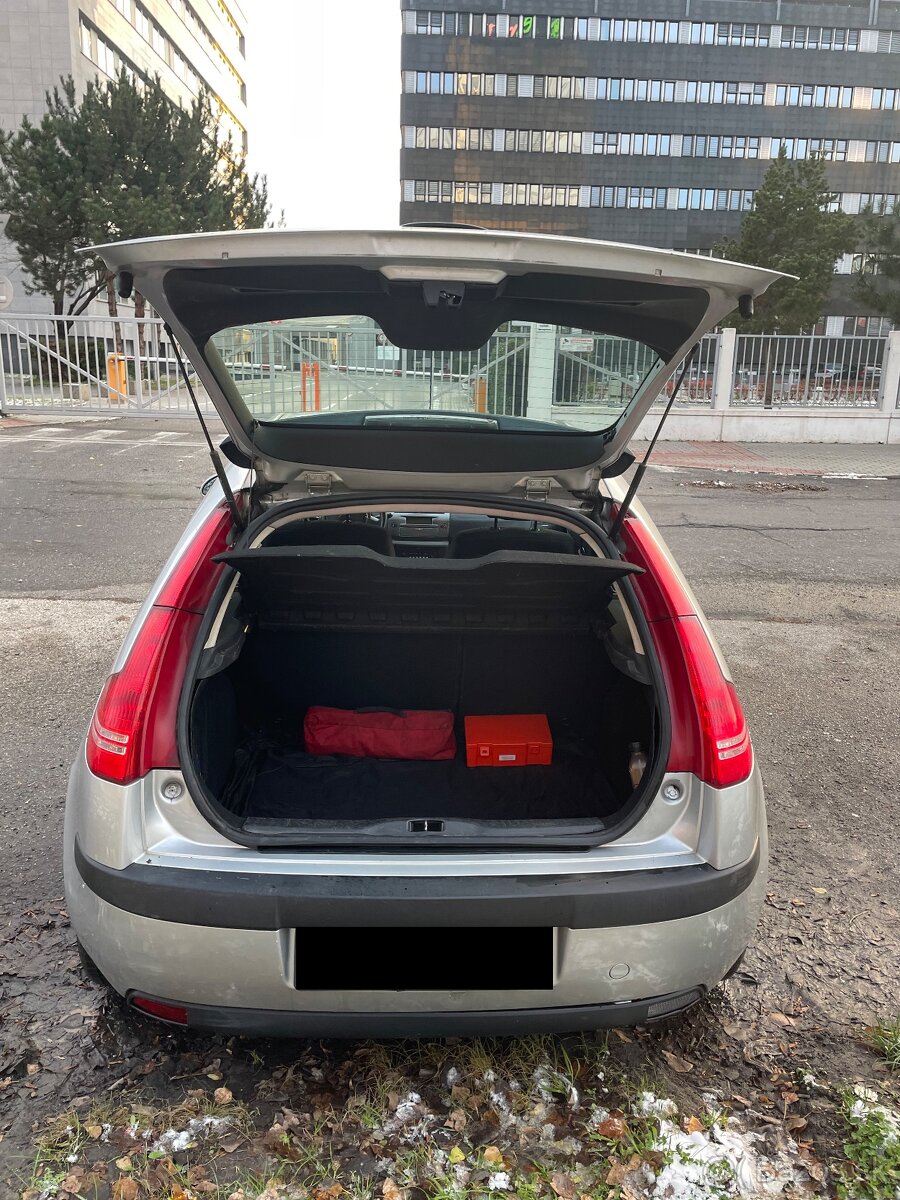 Citroën C4 Hatchback 1.4 16V - 7