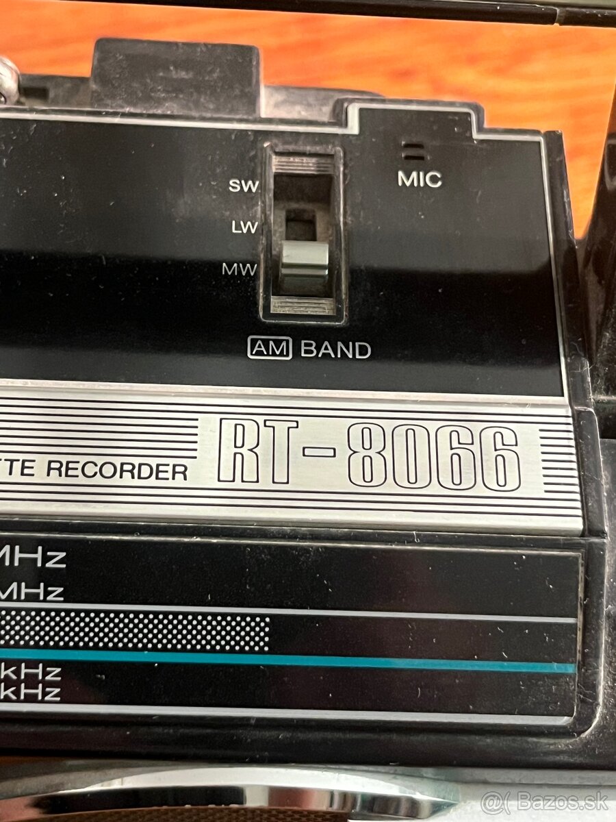 Rádiomagnetofón Toshiba - 7