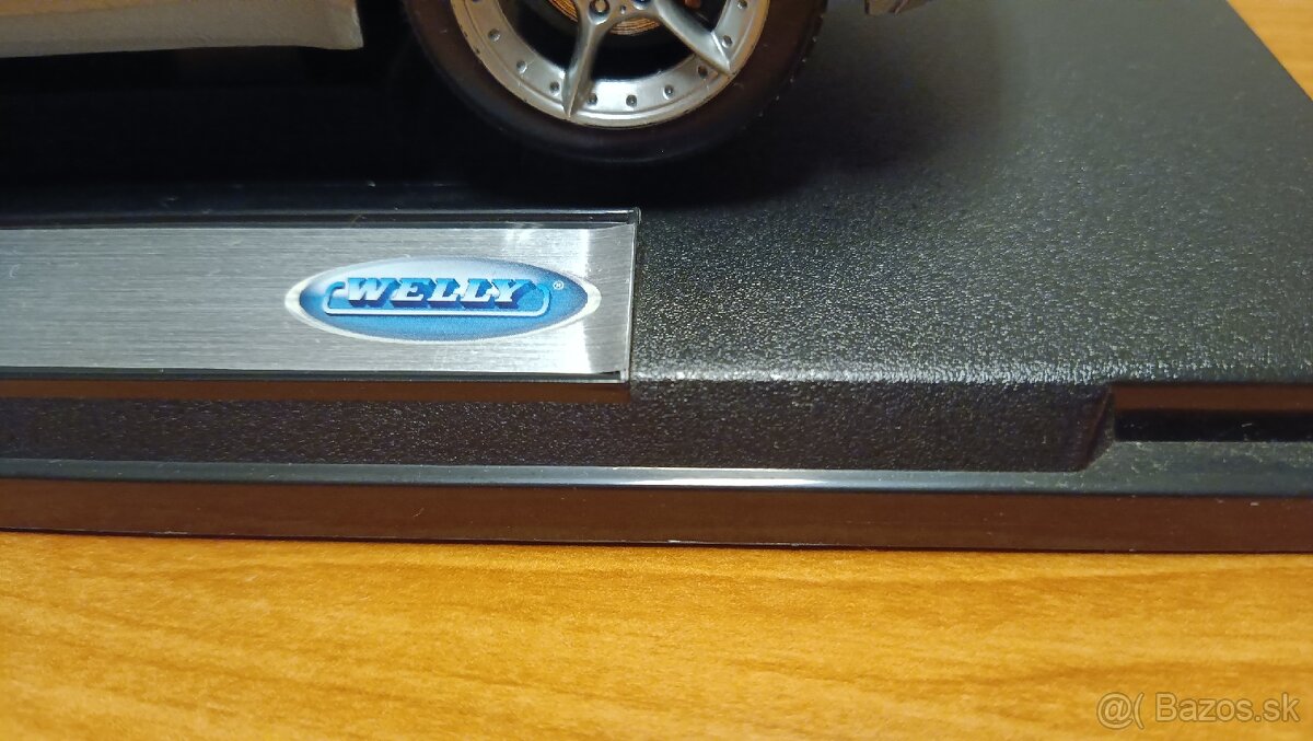BMW Z 4 výrobca /WELLY/ - 7