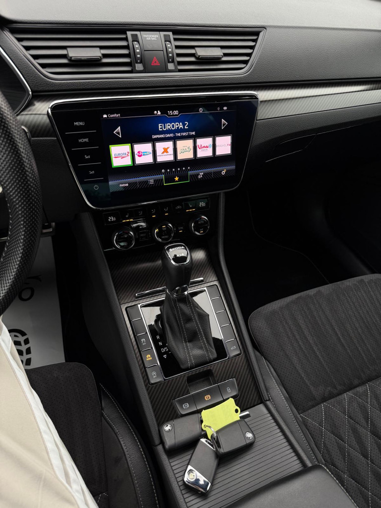 Škoda Superb Combi 2023 - 7
