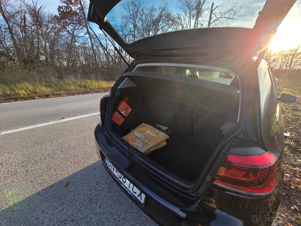 Predám golf 6 1.6 TDI 2012 - 7