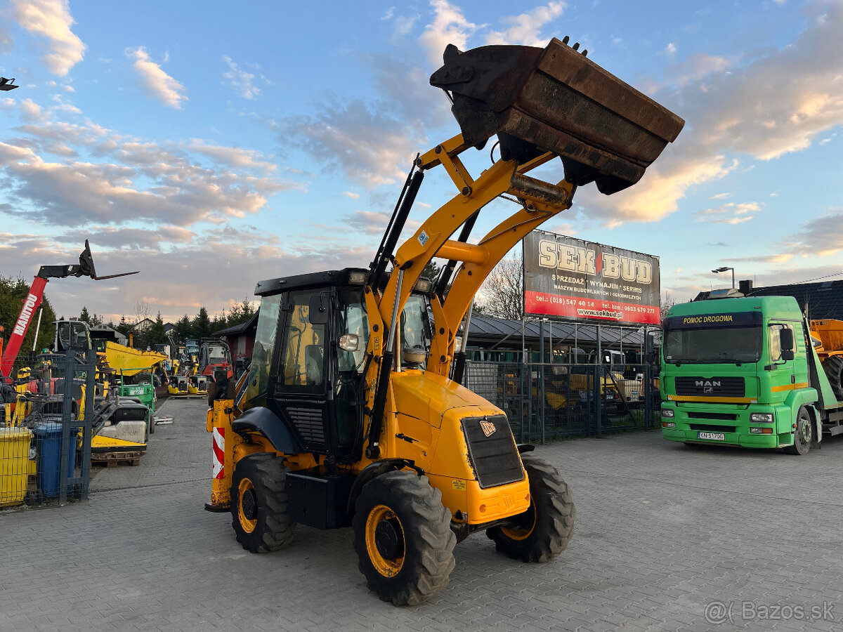 Rýpadlo-nakladač JCB 2CX Streetmaster, 3CX Compact - 7