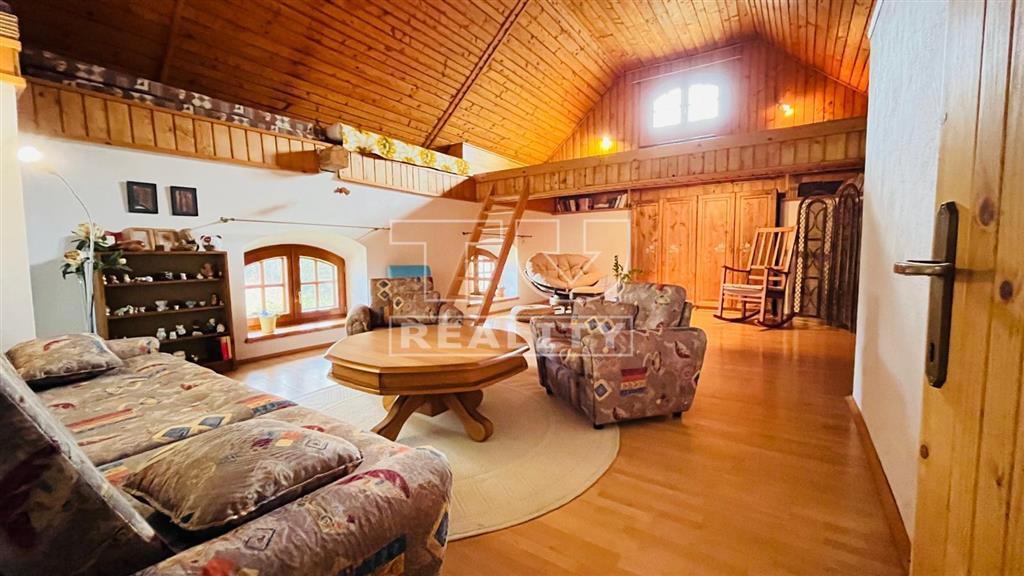 TUreality ponúka nádhernú zrekonštruovanú usadlosť 25... - 7