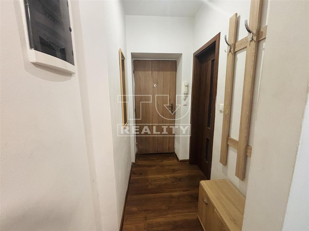 NA PRENÁJOM 1 IZBOVÝ BYT 35m2 DEŽERICE - 7